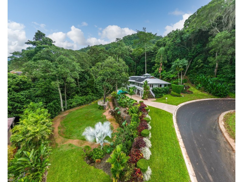 35-37 Gloucester Street, Whitfield QLD 4870