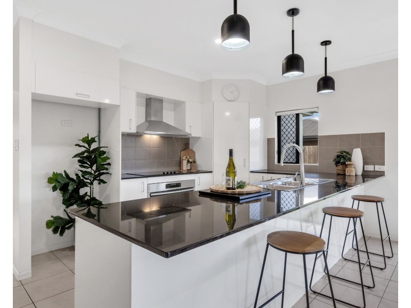 15 Devine Crescent, Gordonvale QLD 4865