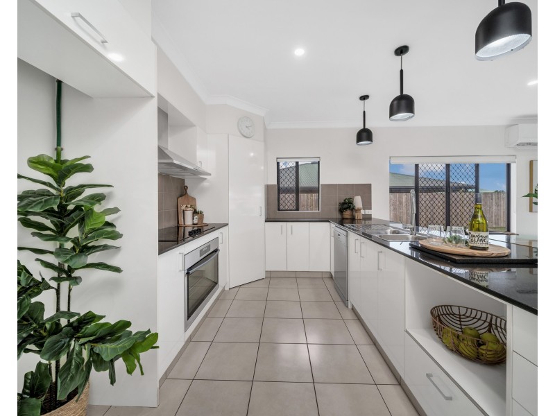 15 Devine Crescent, Gordonvale QLD 4865