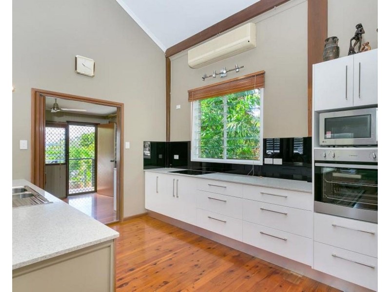 3 Nero Close, Mooroobool QLD 4870