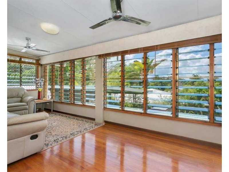 3 Nero Close, Mooroobool QLD 4870