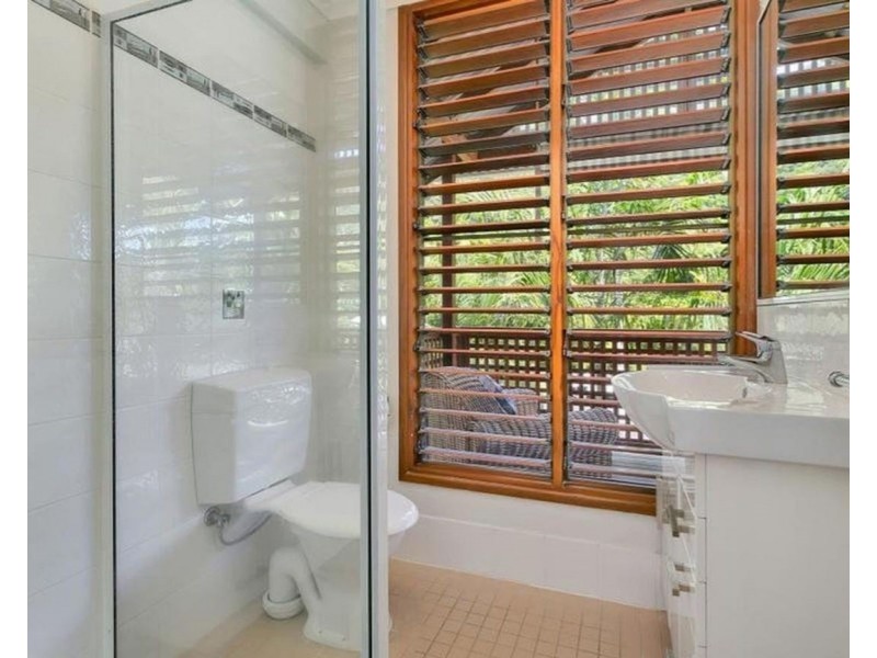 3 Nero Close, Mooroobool QLD 4870
