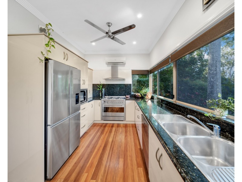 211-215 Dempsey Street, Gordonvale QLD 4865