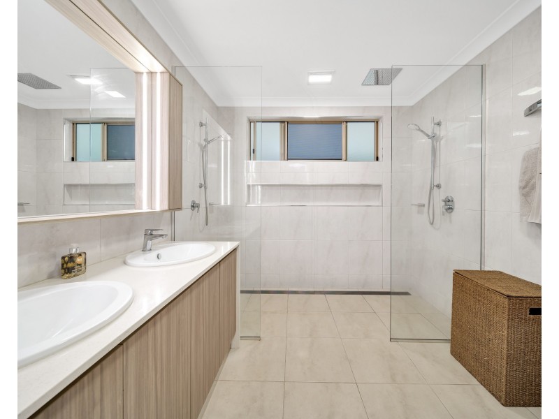 211-215 Dempsey Street, Gordonvale QLD 4865