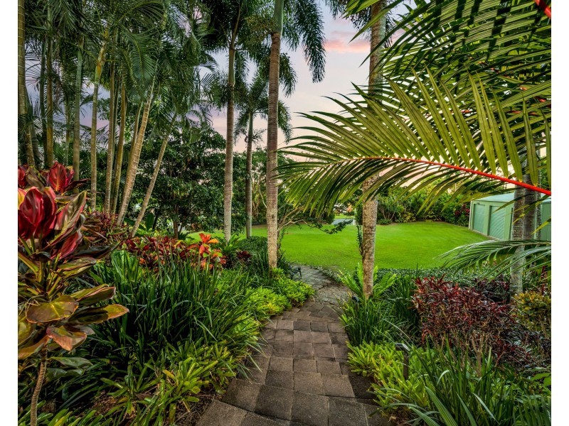 211-215 Dempsey Street, Gordonvale QLD 4865