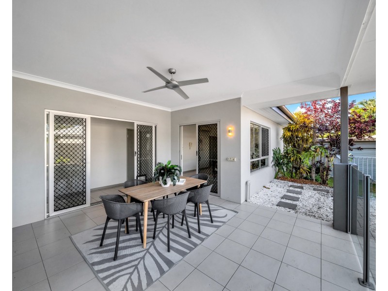 15 McAlister Avenue, Kewarra Beach QLD 4879