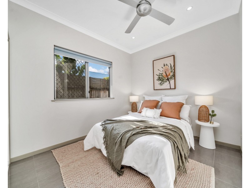 15 McAlister Avenue, Kewarra Beach QLD 4879