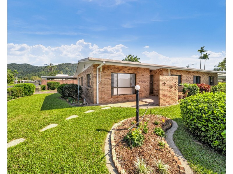 16 Sunflower Drive, Mooroobool QLD 4870