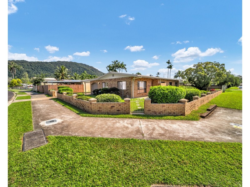 16 Sunflower Drive, Mooroobool QLD 4870
