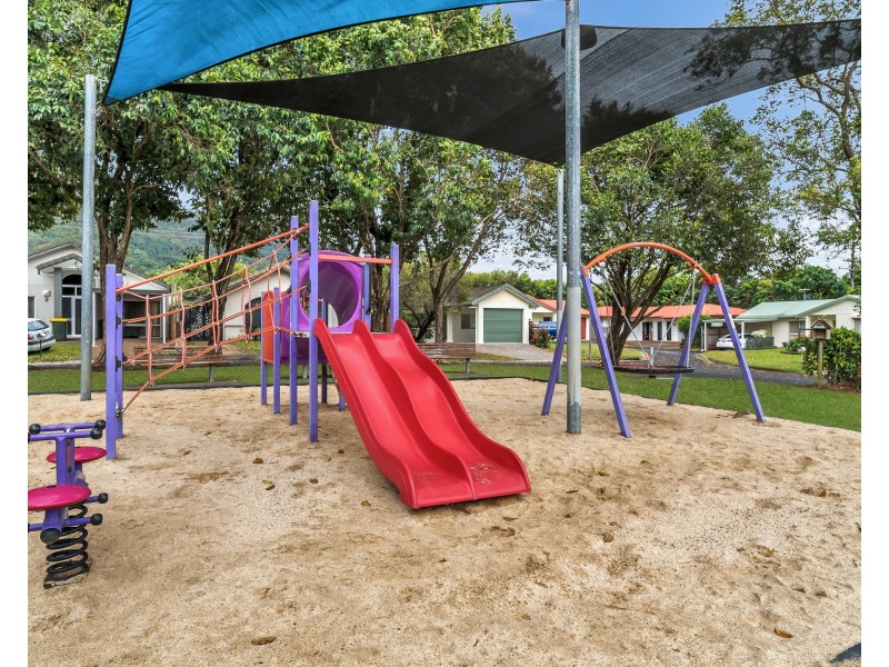 32 Silky Oak Court, Mooroobool QLD 4870