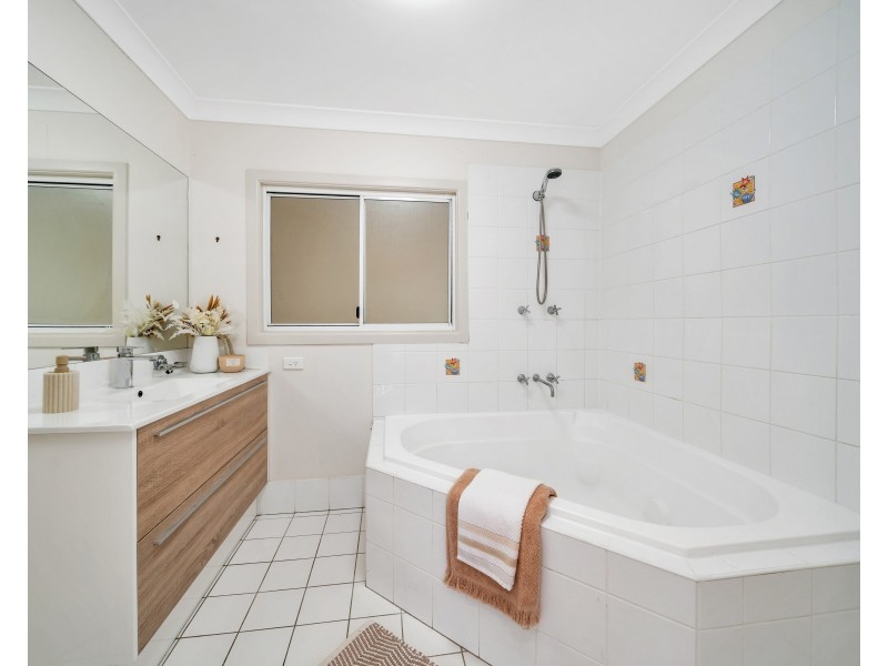 222 McManus Street, Whitfield QLD 4870