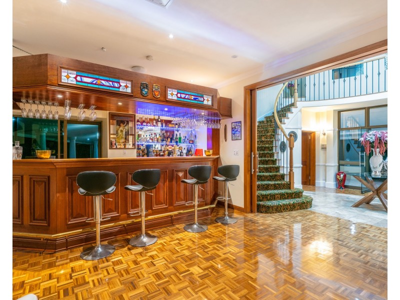 1-4 Koppen Terrace, Mooroobool QLD 4870