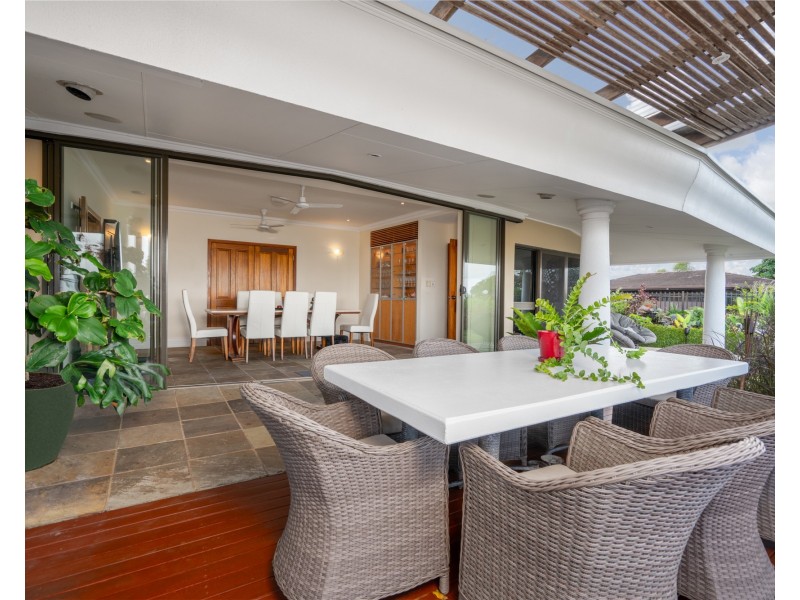 1-4 Koppen Terrace, Mooroobool QLD 4870