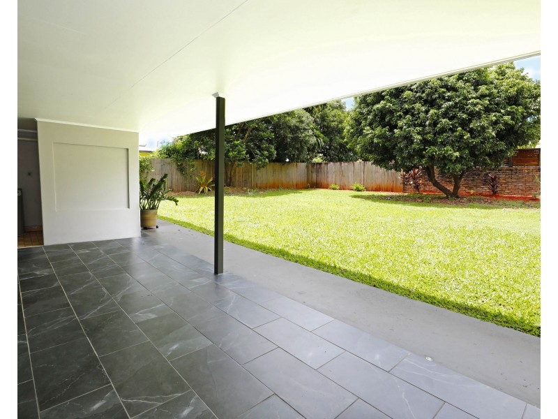 31 Park Street, Bayview Heights QLD 4868