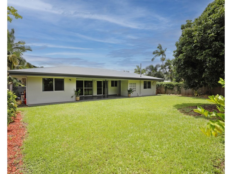 31 Park Street, Bayview Heights QLD 4868