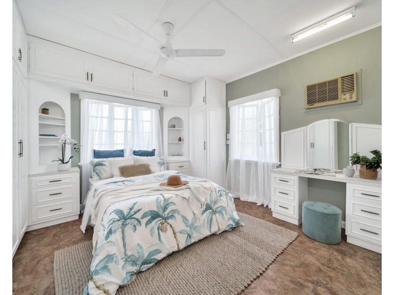 67 Clarke Street, Manunda QLD 4870