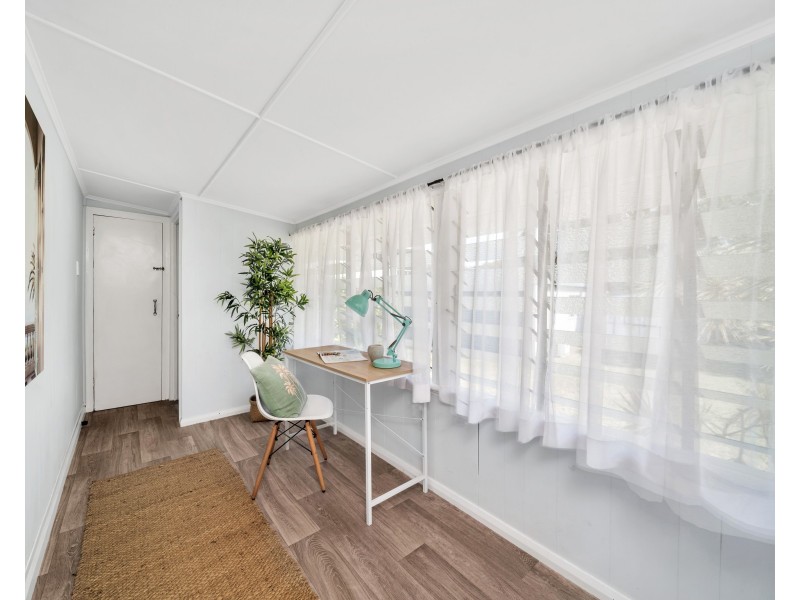 67 Clarke Street, Manunda QLD 4870