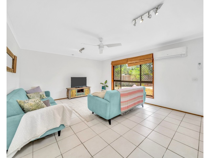 5 Saffron Close, Holloways Beach QLD 4878