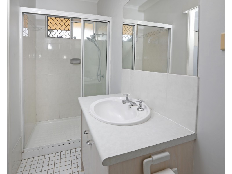 22/1 Chester Court, Manunda QLD 4870
