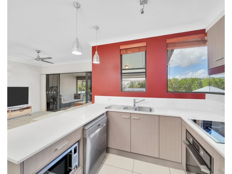 11/172 McLeod Street, Cairns North QLD 4870