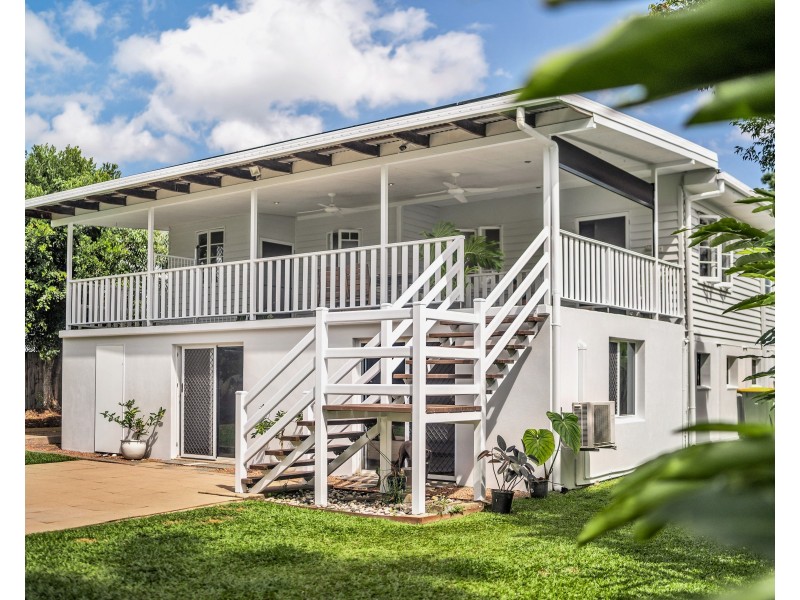 5 Hoad Street, Earlville QLD 4870