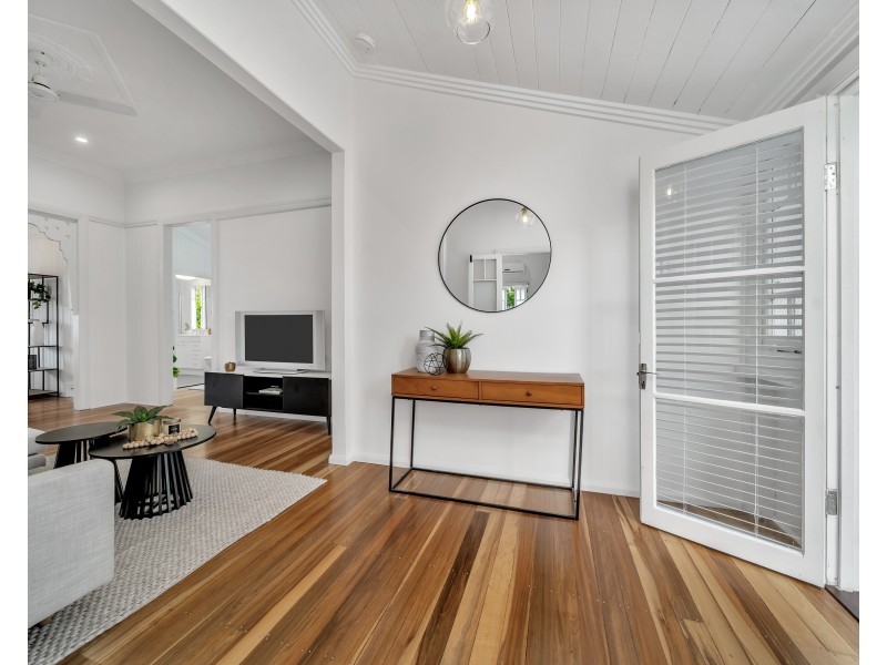 12 Barr Street, Earlville QLD 4870