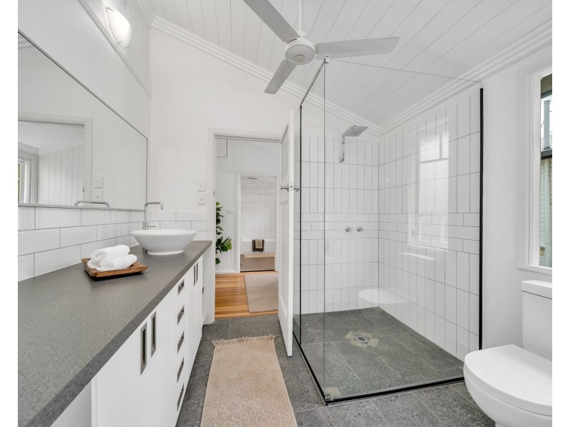 12 Barr Street, Earlville QLD 4870