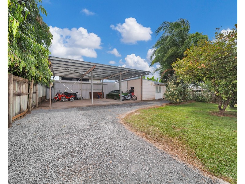 12 Barr Street, Earlville QLD 4870