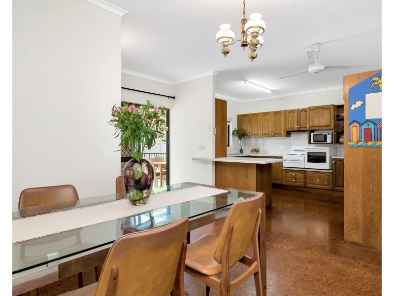3 Pearl Close, Bayview Heights QLD 4868