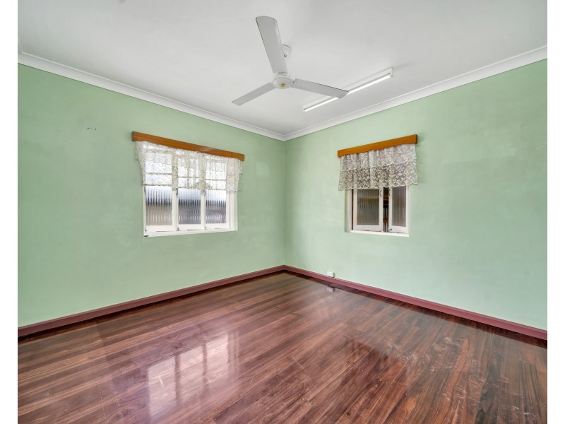 14-16 Edgar Street, Bungalow QLD 4870