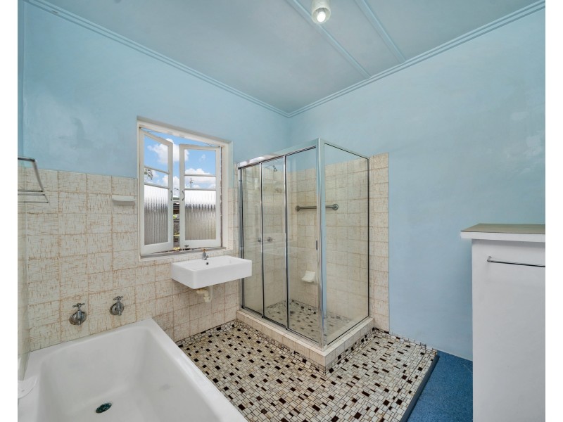 14-16 Edgar Street, Bungalow QLD 4870