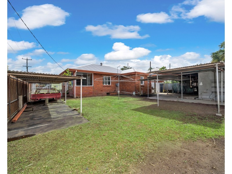 14-16 Edgar Street, Bungalow QLD 4870