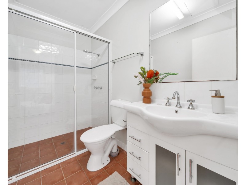 2/6 Quetta Close, Manoora QLD 4870