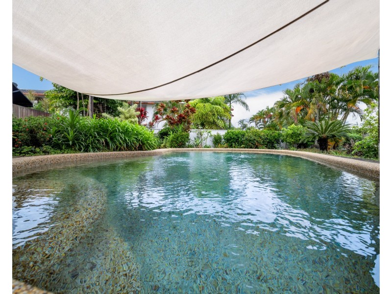 2/6 Quetta Close, Manoora QLD 4870