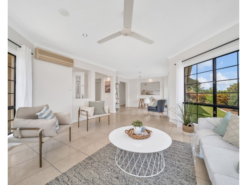 16  Greenock Way, Brinsmead QLD 4870