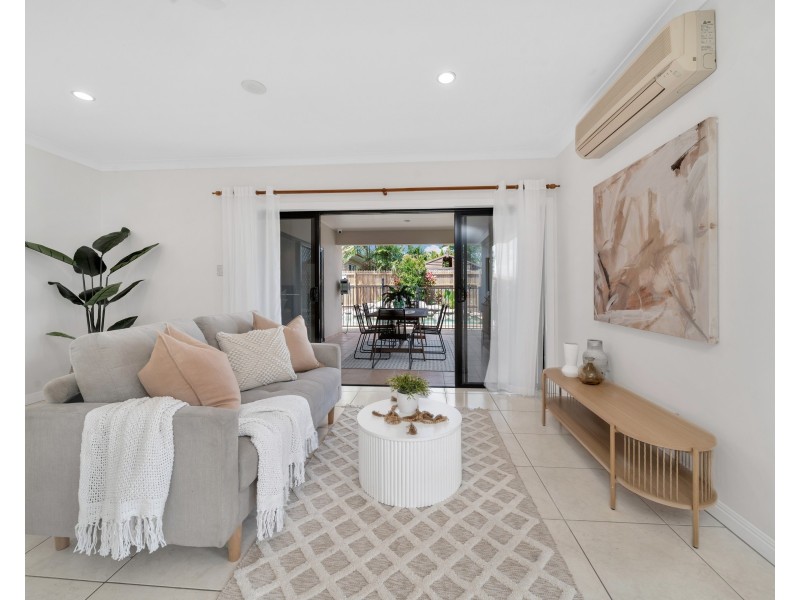 16  Greenock Way, Brinsmead QLD 4870