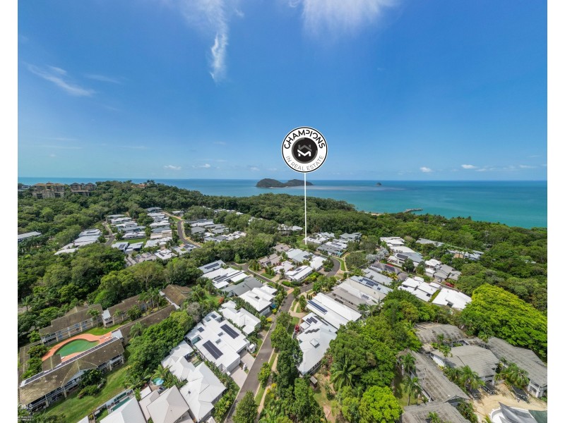 52 Cascade Boulevard, Palm Cove QLD 4879