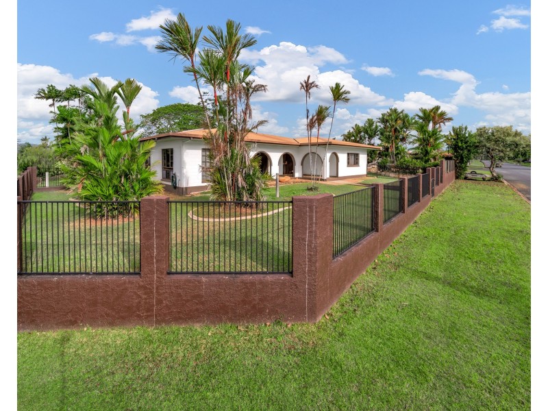 9 Deanna Street, Woree QLD 4868
