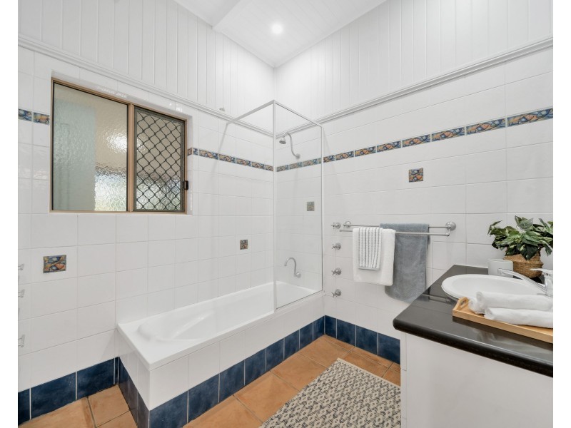 301 Severin Street, Parramatta Park QLD 4870