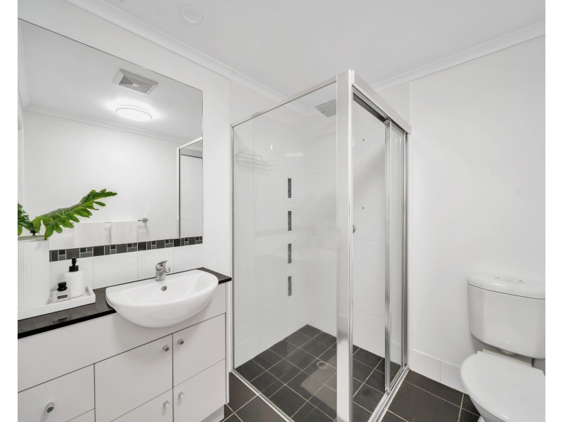 6/172 McLeod Street, Cairns North QLD 4870