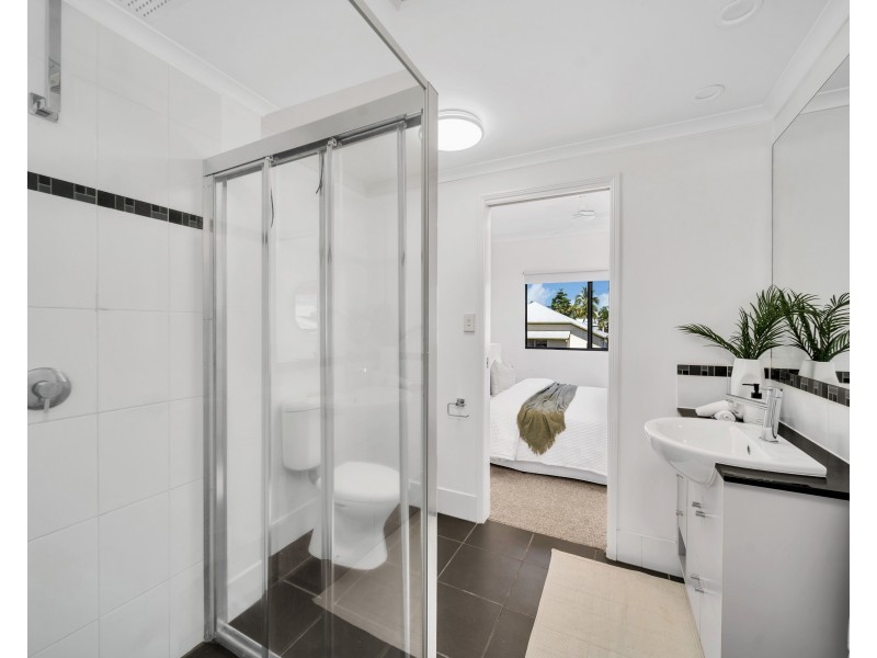 6/172 McLeod Street, Cairns North QLD 4870
