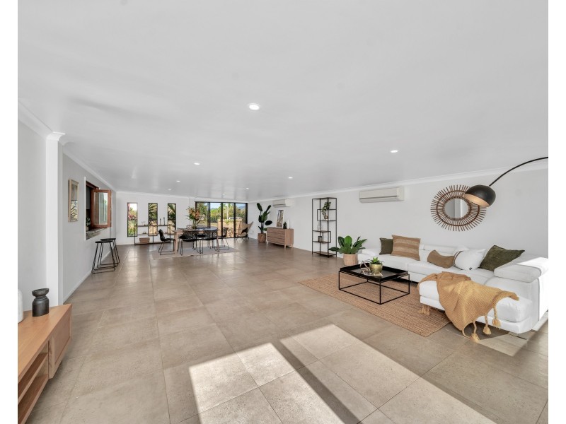 41 Windarra Street, Woree QLD 4868