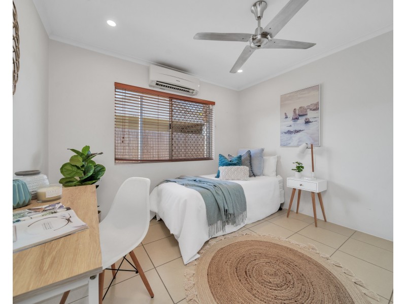 41 Windarra Street, Woree QLD 4868