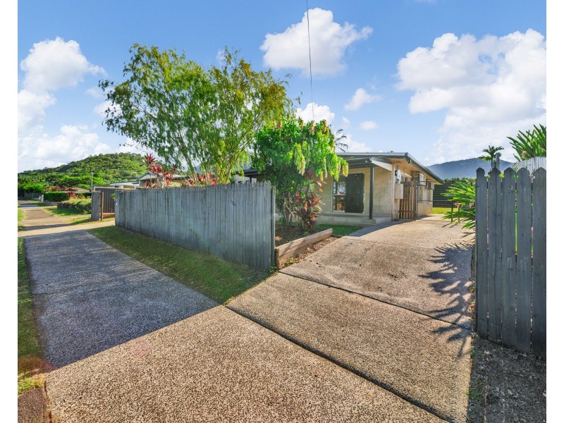 41 Windarra Street, Woree QLD 4868