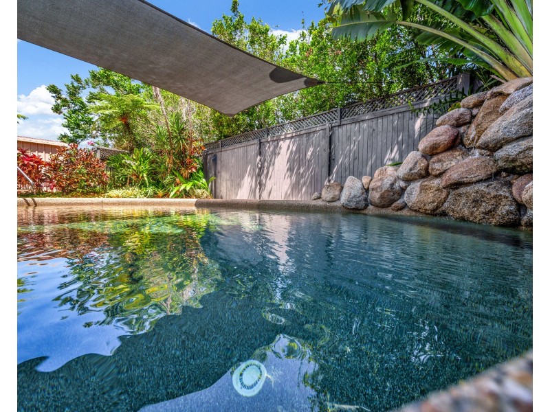 3 Village Terrace, Redlynch QLD 4870