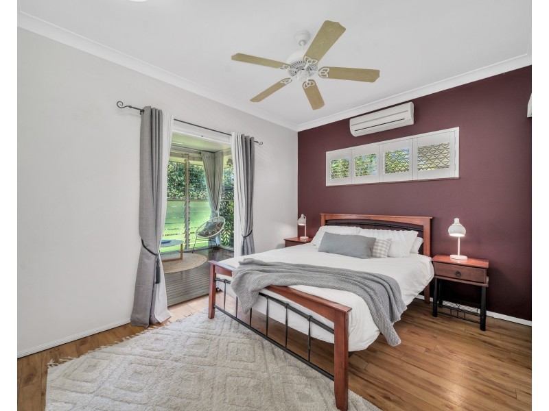 3 Village Terrace, Redlynch QLD 4870