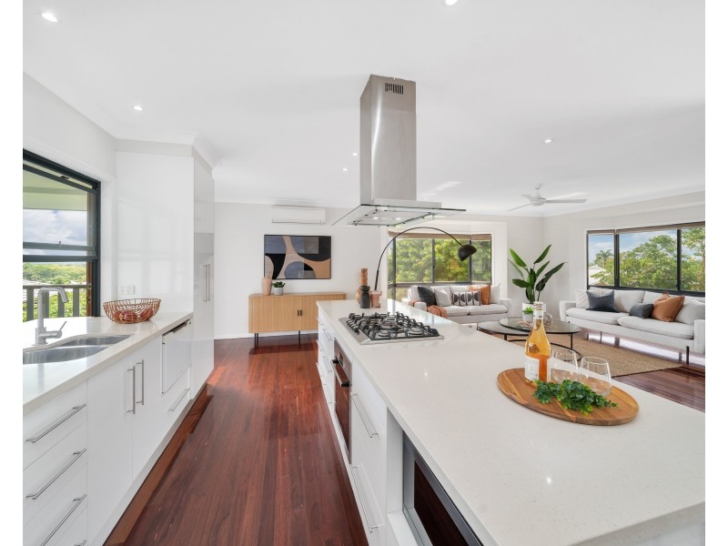 4 Rosemont Court, Mooroobool QLD 4870