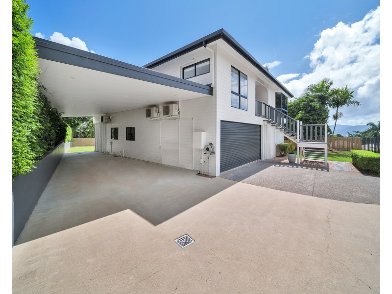 4 Rosemont Court, Mooroobool QLD 4870