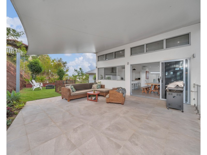 7 Tarwhine Close, Kanimbla QLD 4870