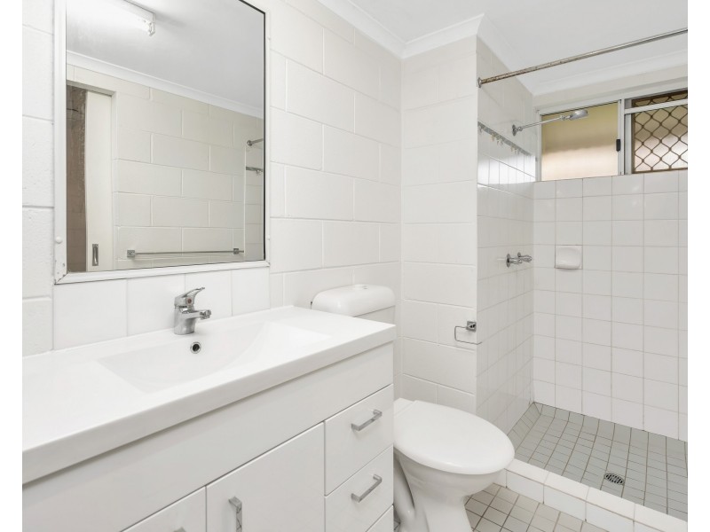 3/374 Severin Street, Parramatta Park QLD 4870